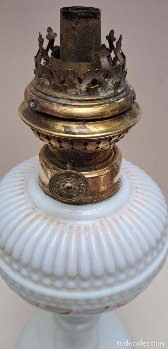Antig&uuml;edades: Antiguo quinque de opalina siglo XIX - Foto 2