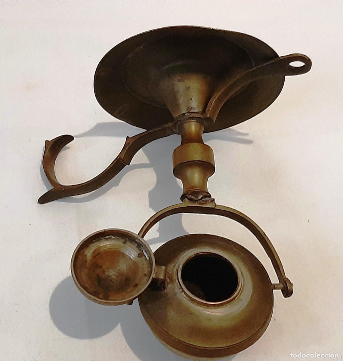 Antig&uuml;edades: Antiguo candil de aceite en bronce - Foto 5
