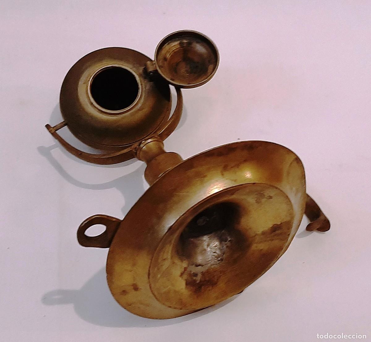 Antig&uuml;edades: Antiguo candil de aceite en bronce - Foto 6