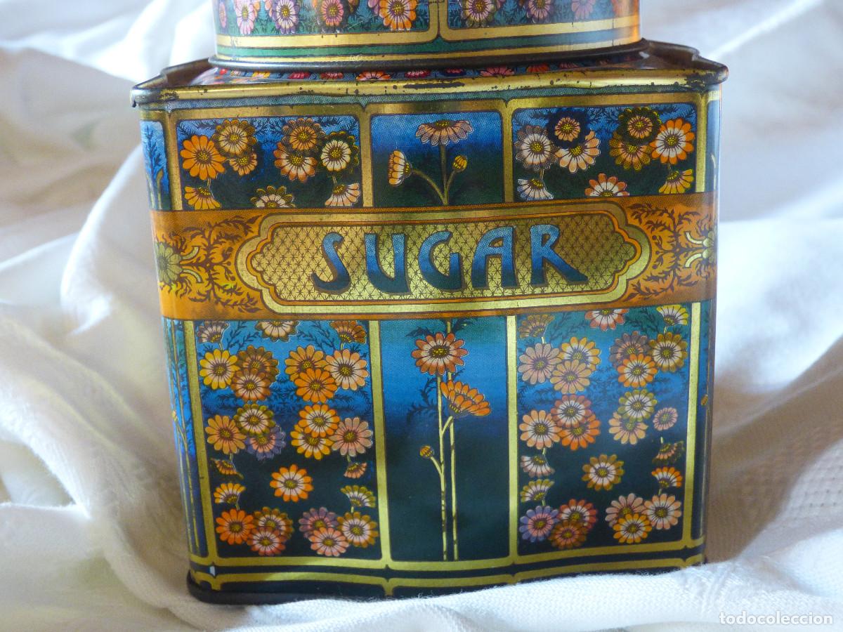 Antig&uuml;edades: Antigua lata para sugar. - Foto 2