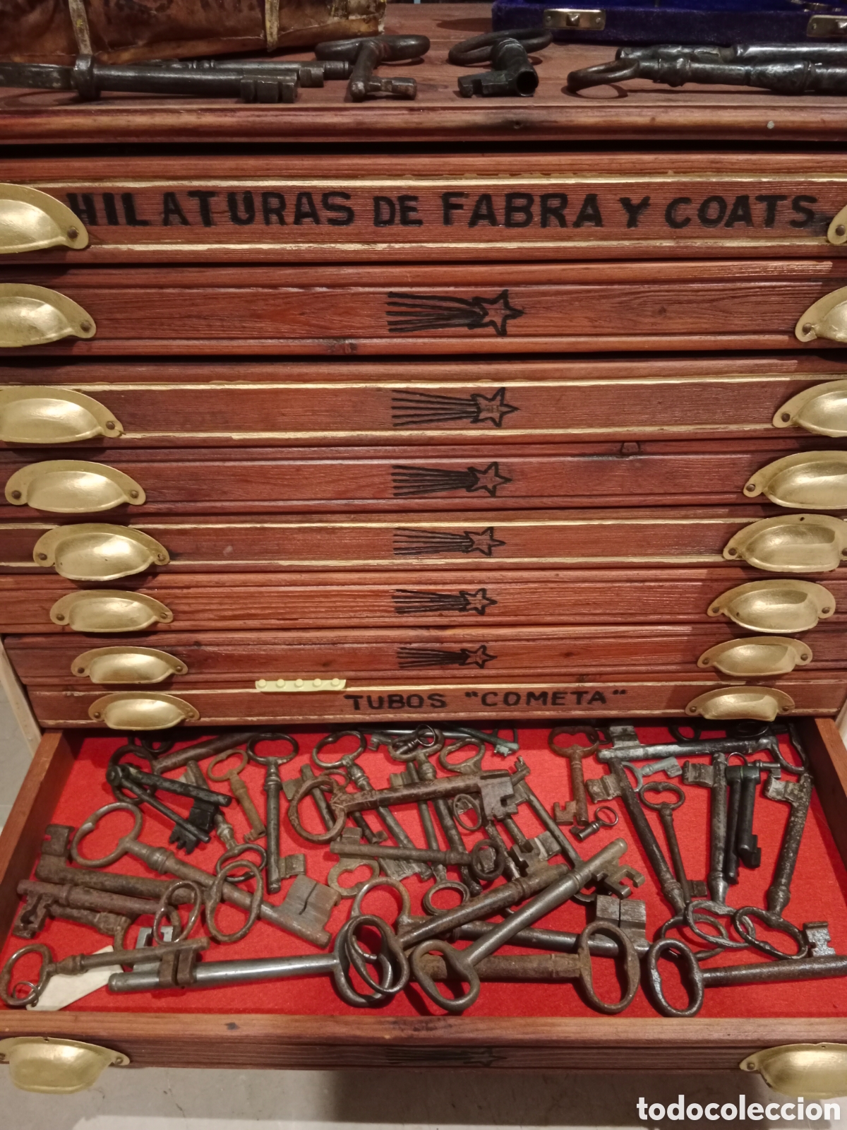 Antig&uuml;edades: Antiguo mueble expositor de 1903 - Foto 9