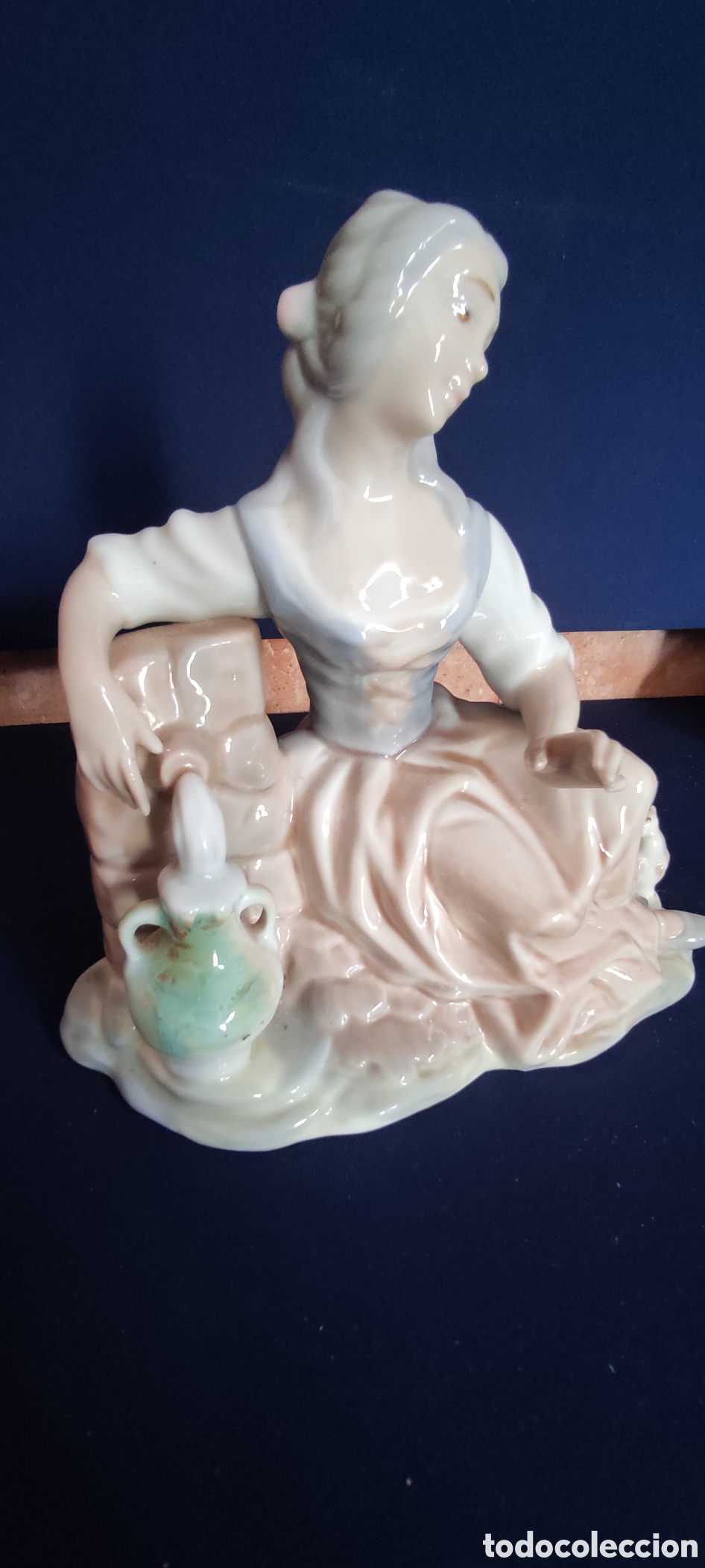 Antig&uuml;edades: FIGURA DE PORCELANAS TENGRA - Foto 1