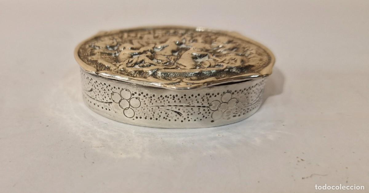 Antig&uuml;edades: Cajita tabaquera de plata - Foto 3