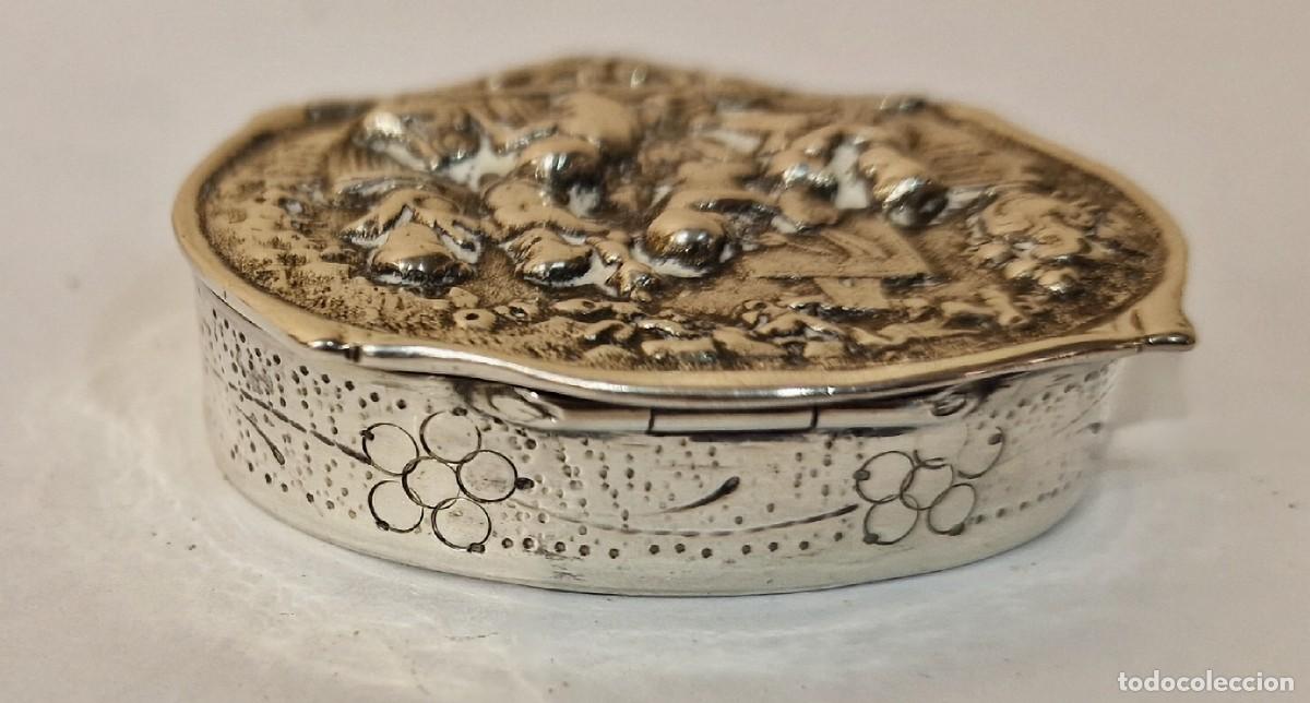 Antig&uuml;edades: Cajita tabaquera de plata - Foto 4