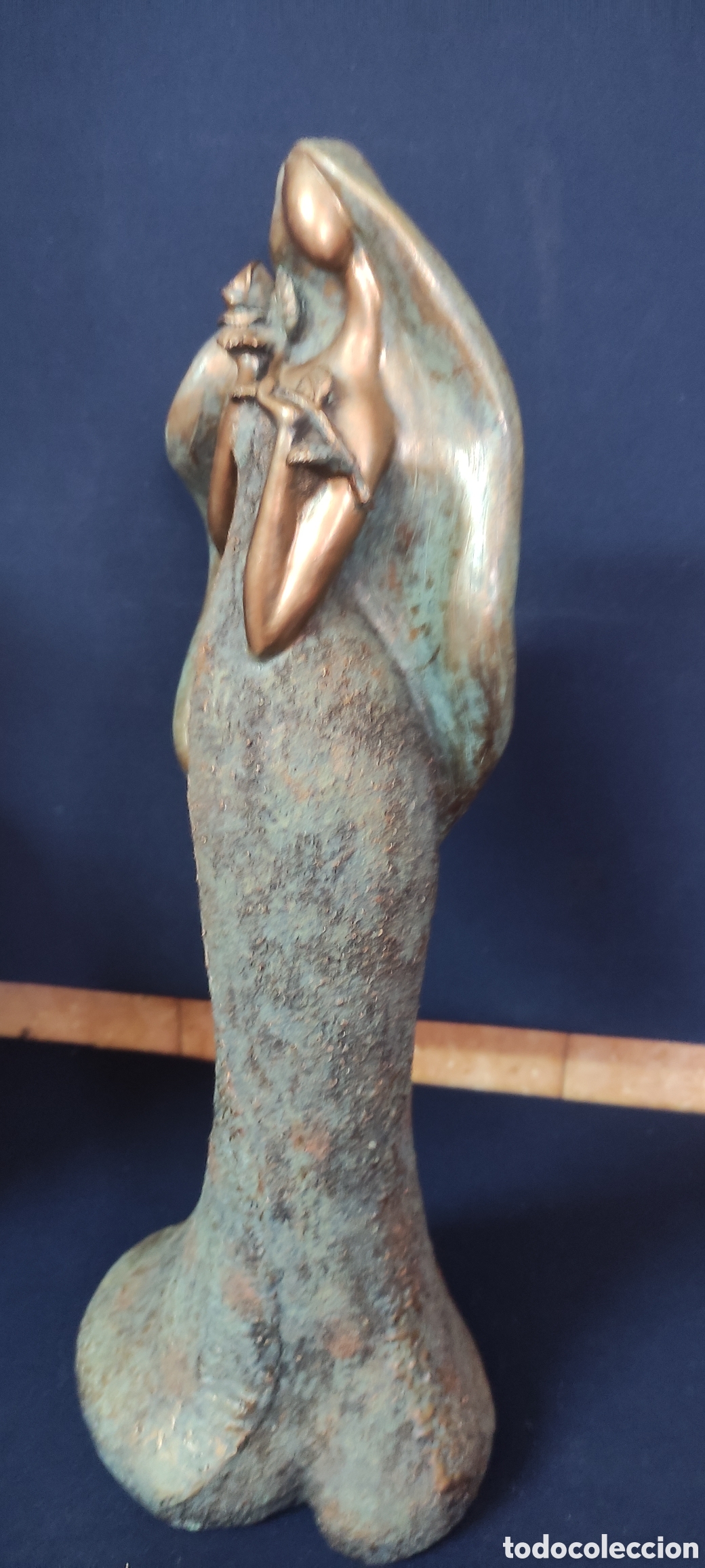 Antig&uuml;edades: FIGURA MUJER CON FLOR - Foto 5