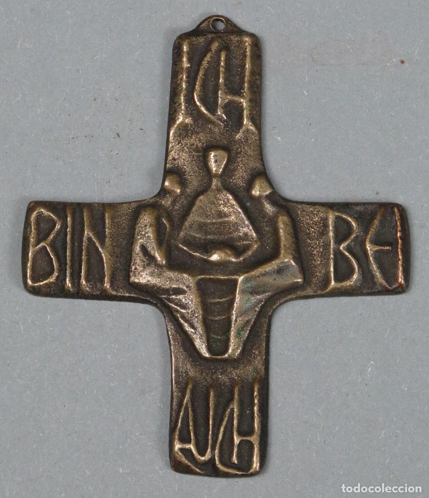 Antig&uuml;edades: CRUZ PECTORAL. POSCONCILIAR. BRONCE - Foto 1
