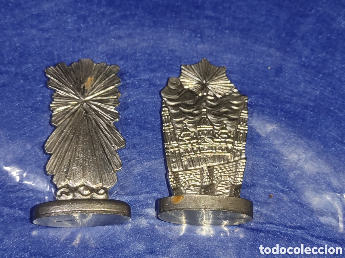 Antig&uuml;edades: 2 figuras de metal de la virgen del Pilar. - Foto 5