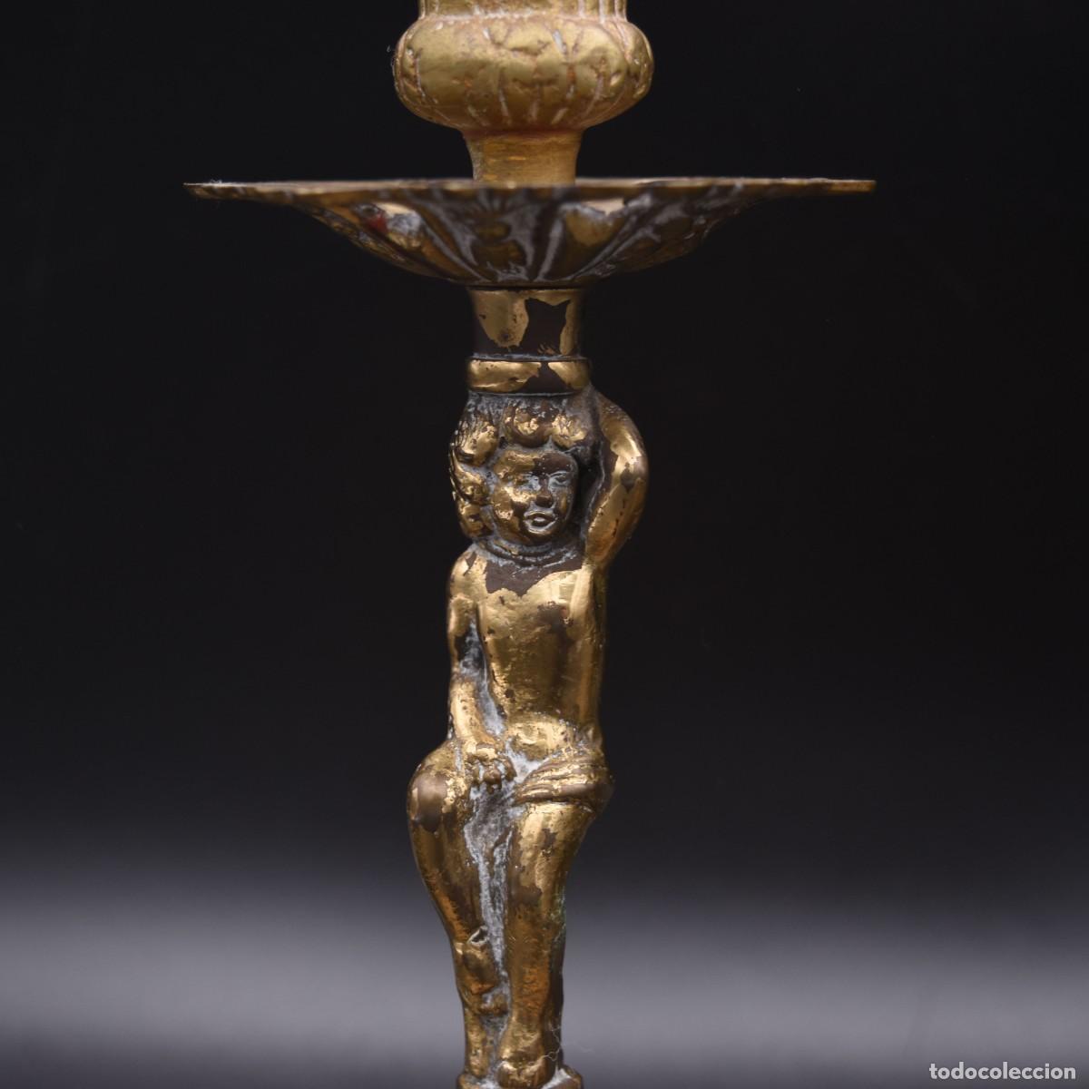 Antig&uuml;edades: Candeleros de bronce (2) - Foto 9