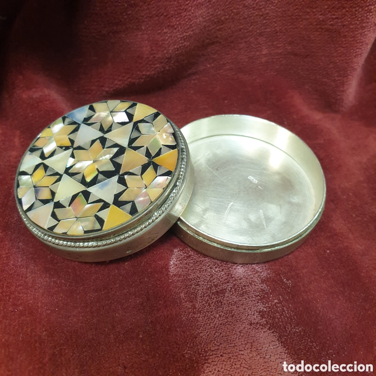 Antig&uuml;edades: Antiguo pastillero Plata y Esmalte - Foto 1