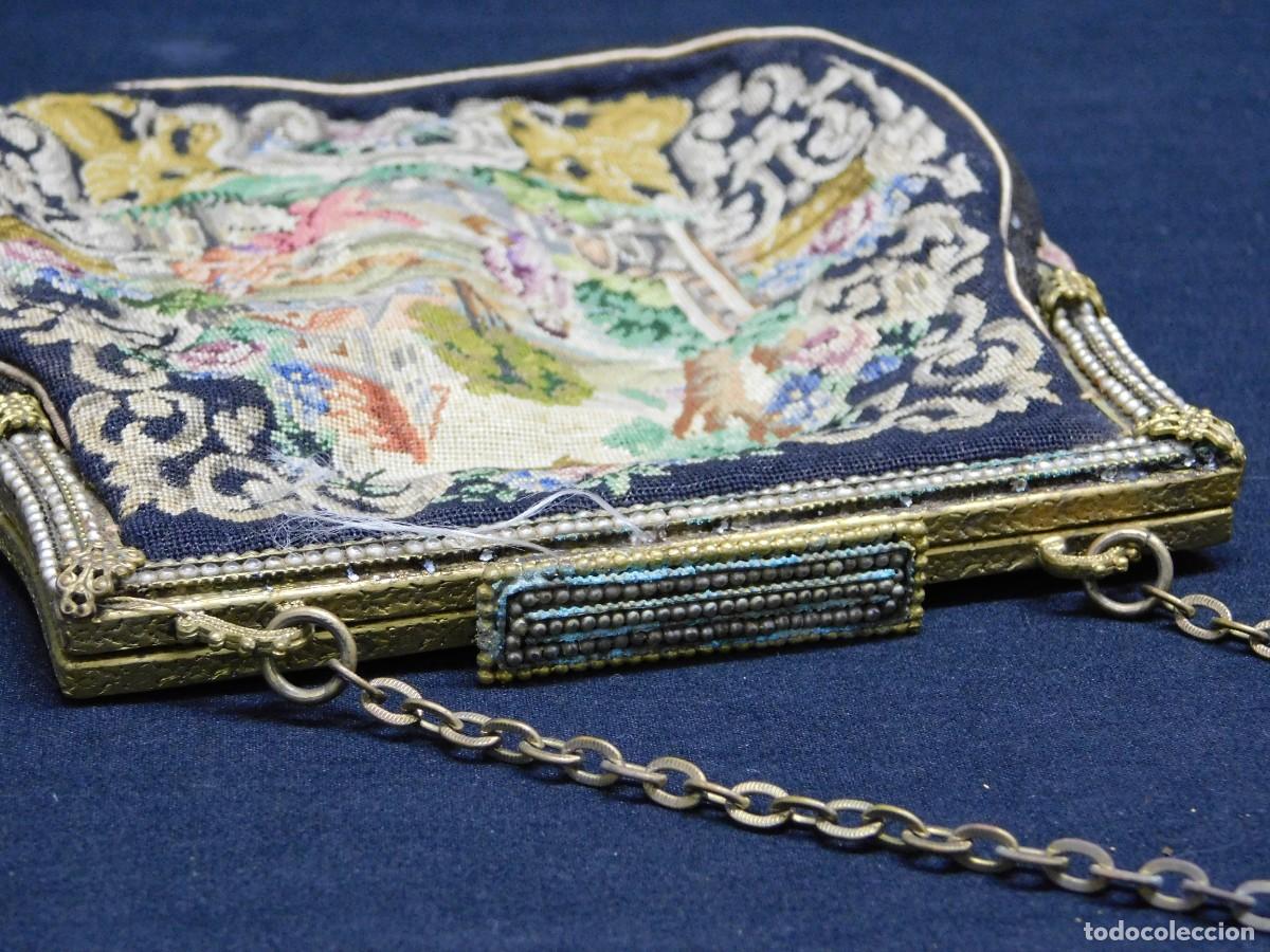Antig&uuml;edades: BOLSO TELA BORDADO - Foto 6