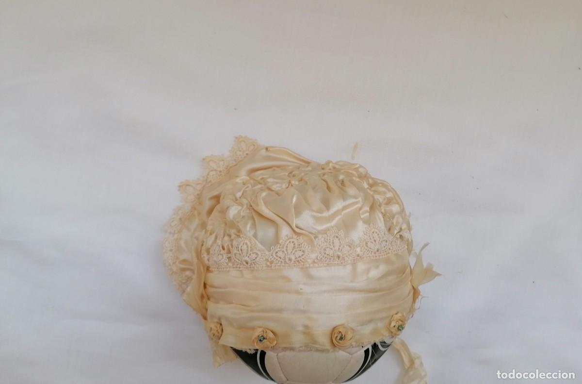 Antig&uuml;edades: Gorro de cristianar de seda - Foto 9