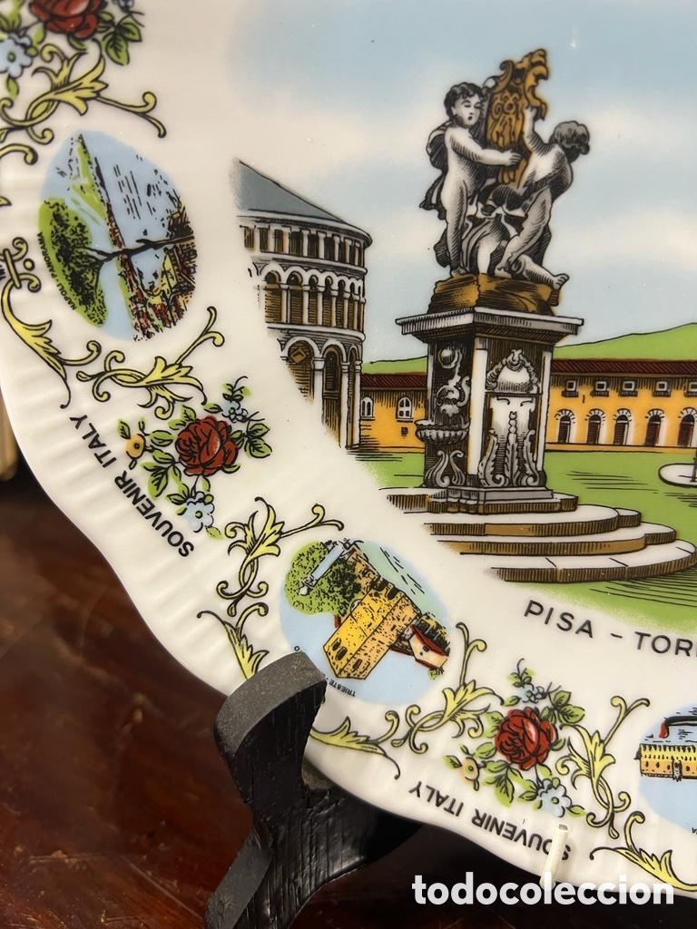 Antig&uuml;edades: Bonito plato de souvenirs - Foto 2