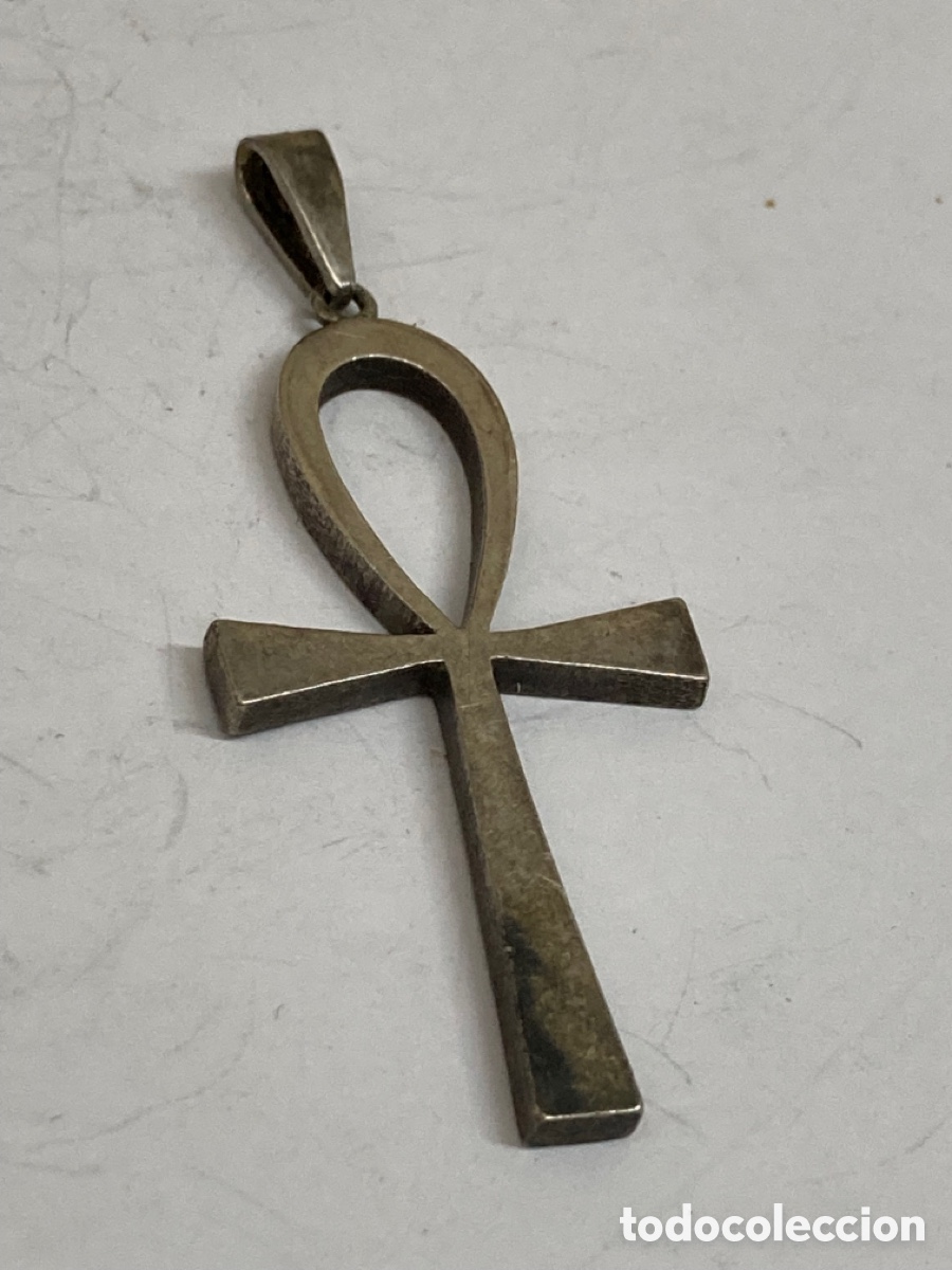 Antig&uuml;edades: Cruz de plata C109 - Foto 1