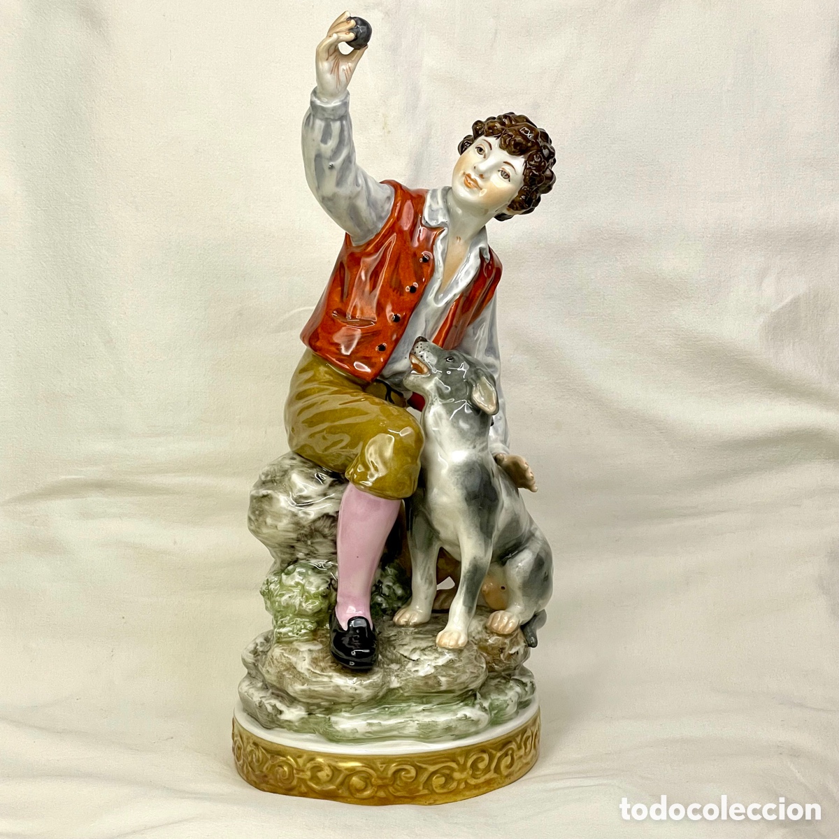 Antiguidades: FIGURA PORCELANA JOVEN CON PERRO 32 CM ALTO TIPO SUREDA HISPANIA ALGORA