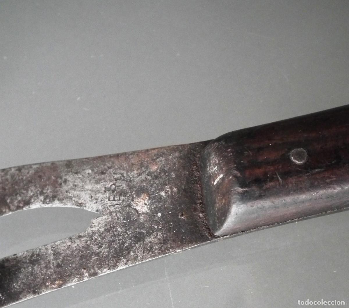Antig&uuml;edades: ANTIGUO ABRELATAS CON MANGO DE MADERA RICH A HEDER SOLINGEN - Foto 3