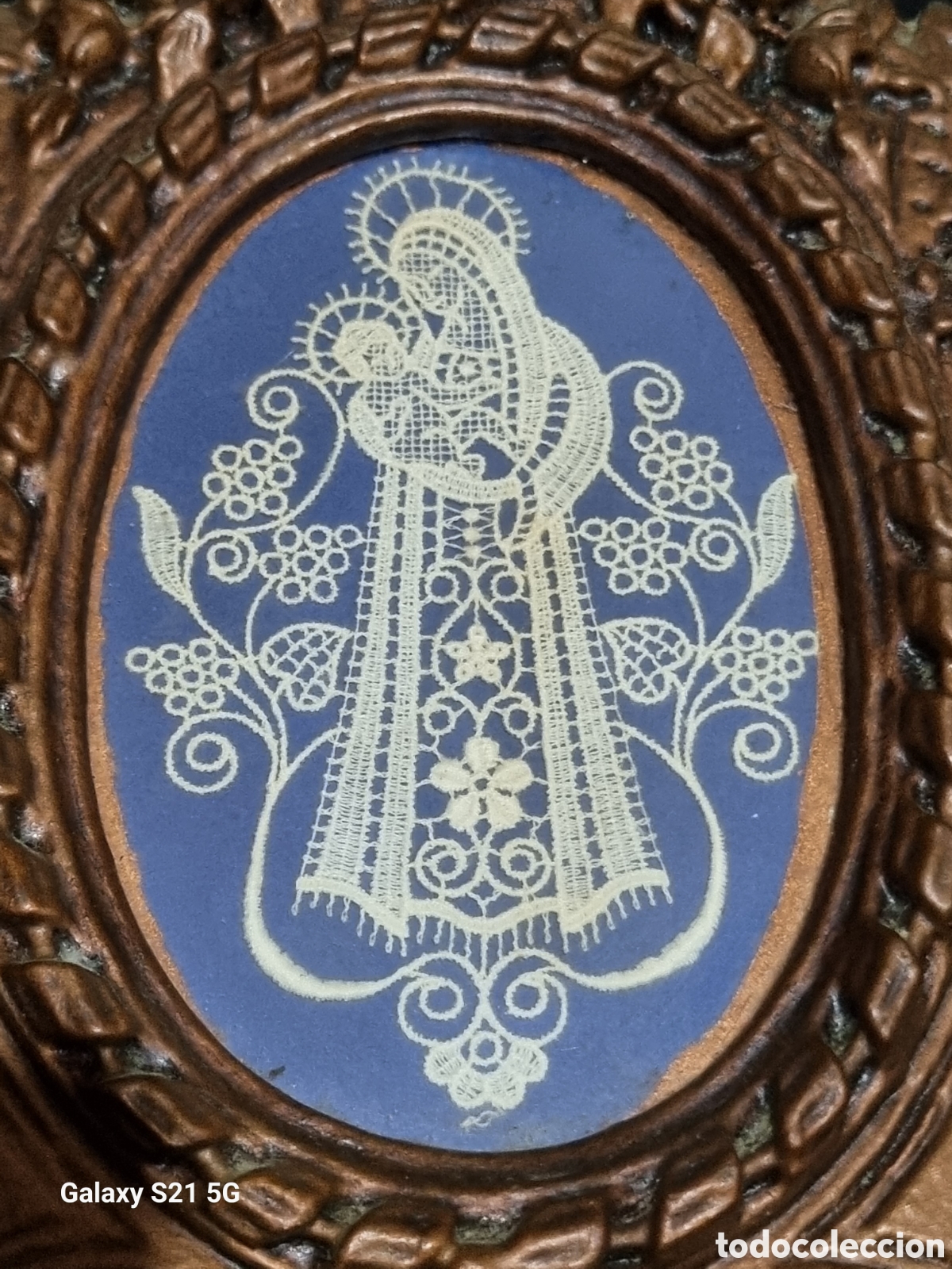 Antig&uuml;edades: CUADRO CON BORDADO DE LA VIRGEN 26X17 - Foto 2