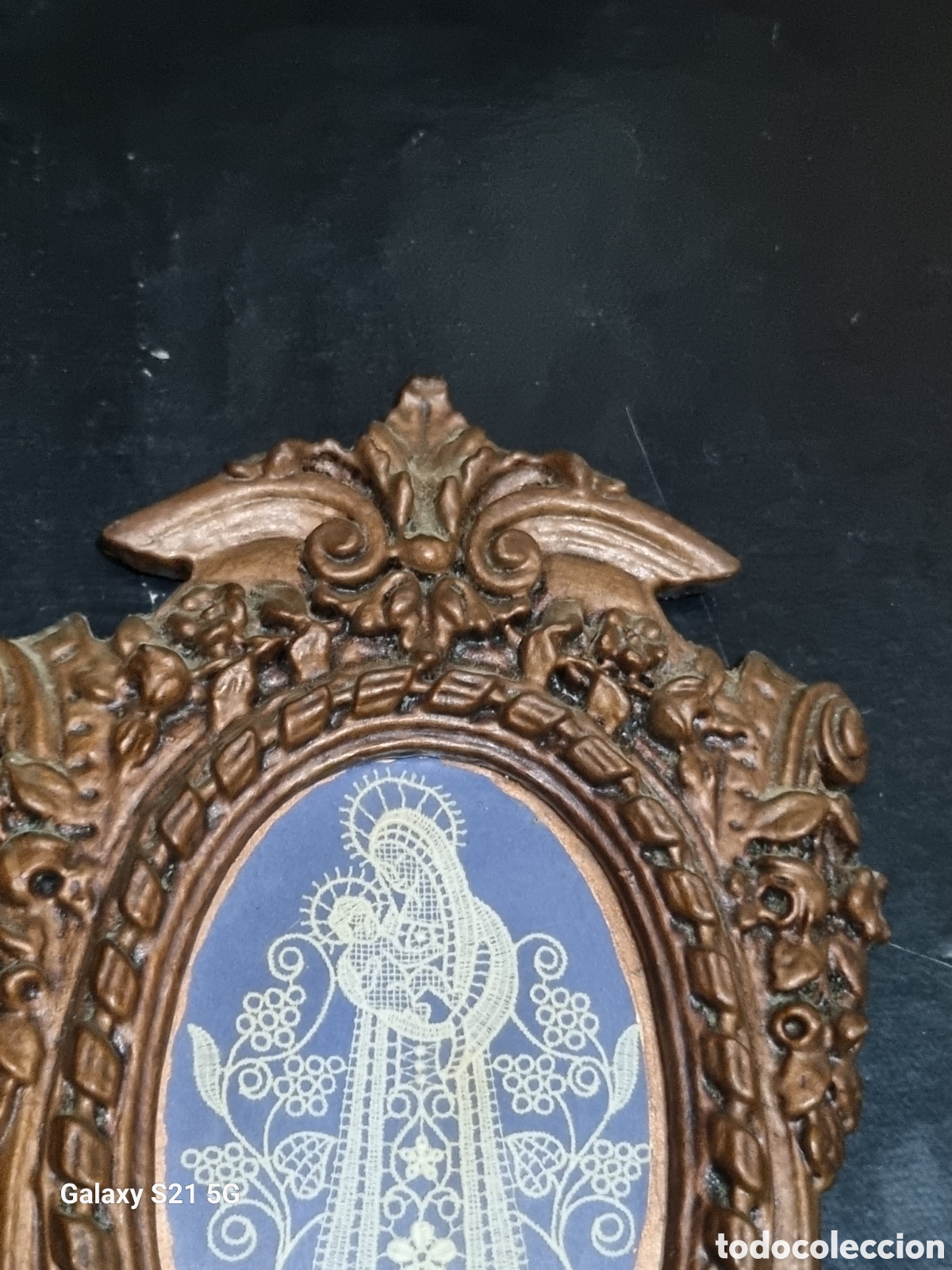 Antig&uuml;edades: CUADRO CON BORDADO DE LA VIRGEN 26X17 - Foto 3