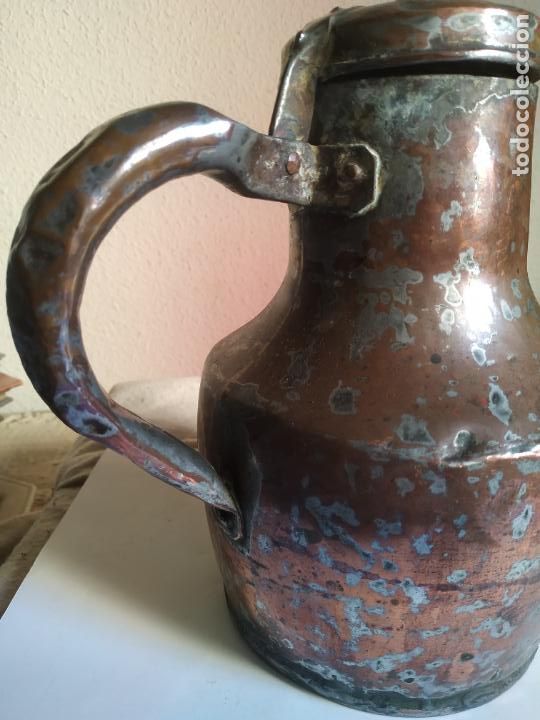 Antig&uuml;edades: Jarra antigua extreme&ntilde;a de cobre - Foto 3
