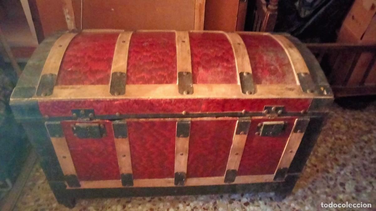 Antig&uuml;edades: antiguo baul - Foto 3