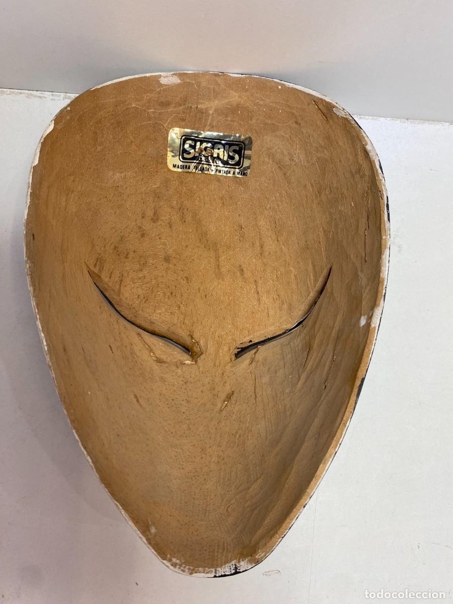 Antig&uuml;edades: MASCARA DE MADERA TALLADA A MANO ASIATICA - Foto 5
