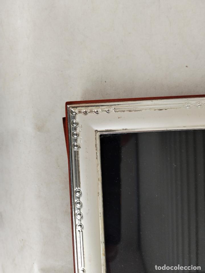 Antig&uuml;edades: portafotos plata - Foto 4