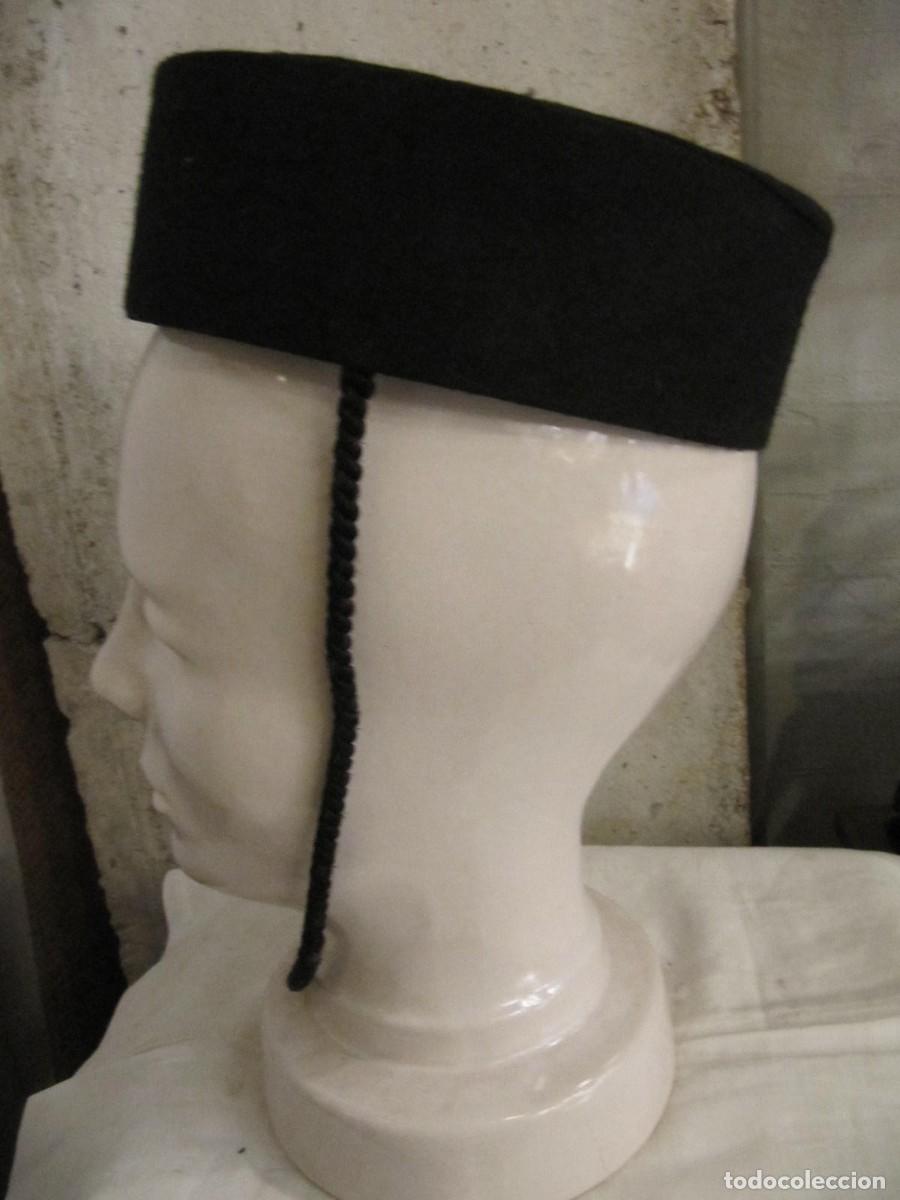 Antig&uuml;edades: MUY ANTIGUO GORRO DE BOTONES - Foto 2