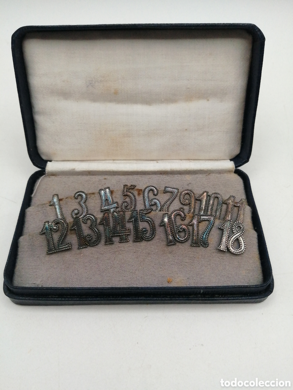 Antig&uuml;edades: Estuche con n&uacute;meros. Plata 830mls - Foto 1