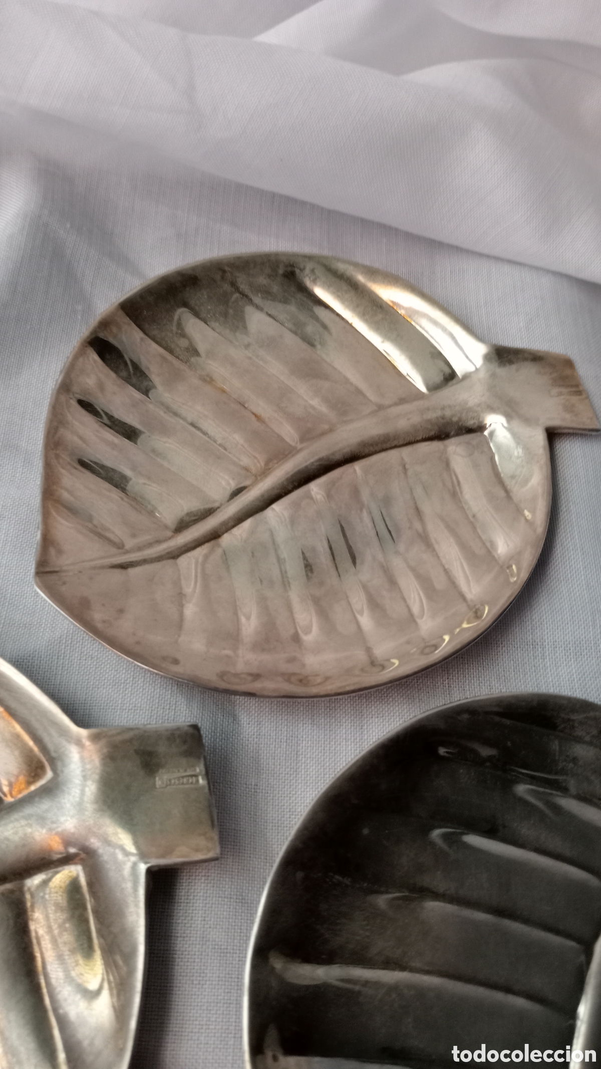 Antig&uuml;edades: 3 Bandejas en forma de hoja Meneses plata - Foto 3
