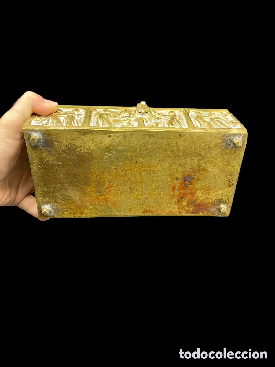Antig&uuml;edades: Caja en bronce con motivos Goticos - Foto 10