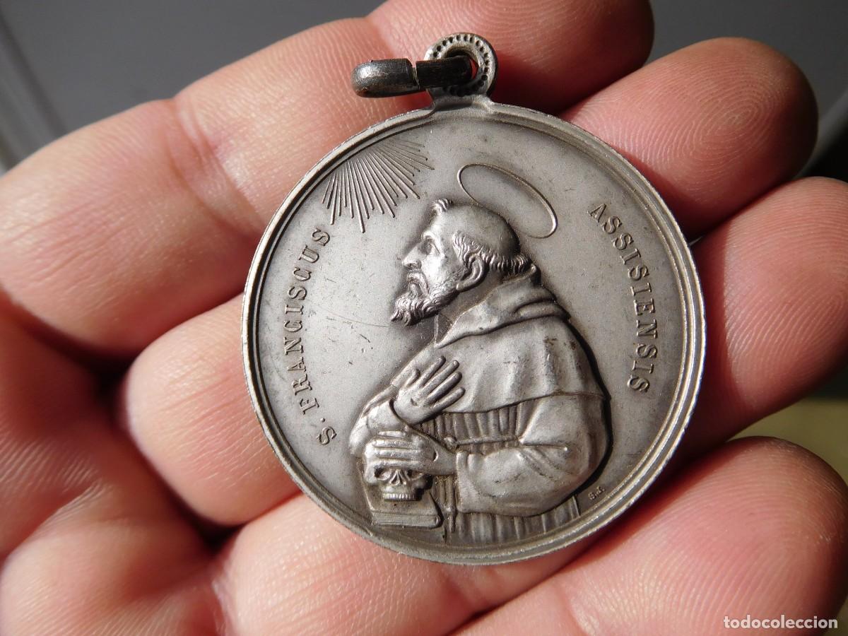 Antig&uuml;edades: Medalla de bronce plateado San Francisco - Foto 1