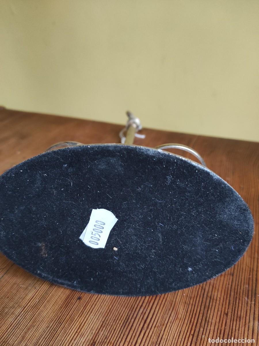 Antig&uuml;edades: Soporte de alpaca - Foto 2