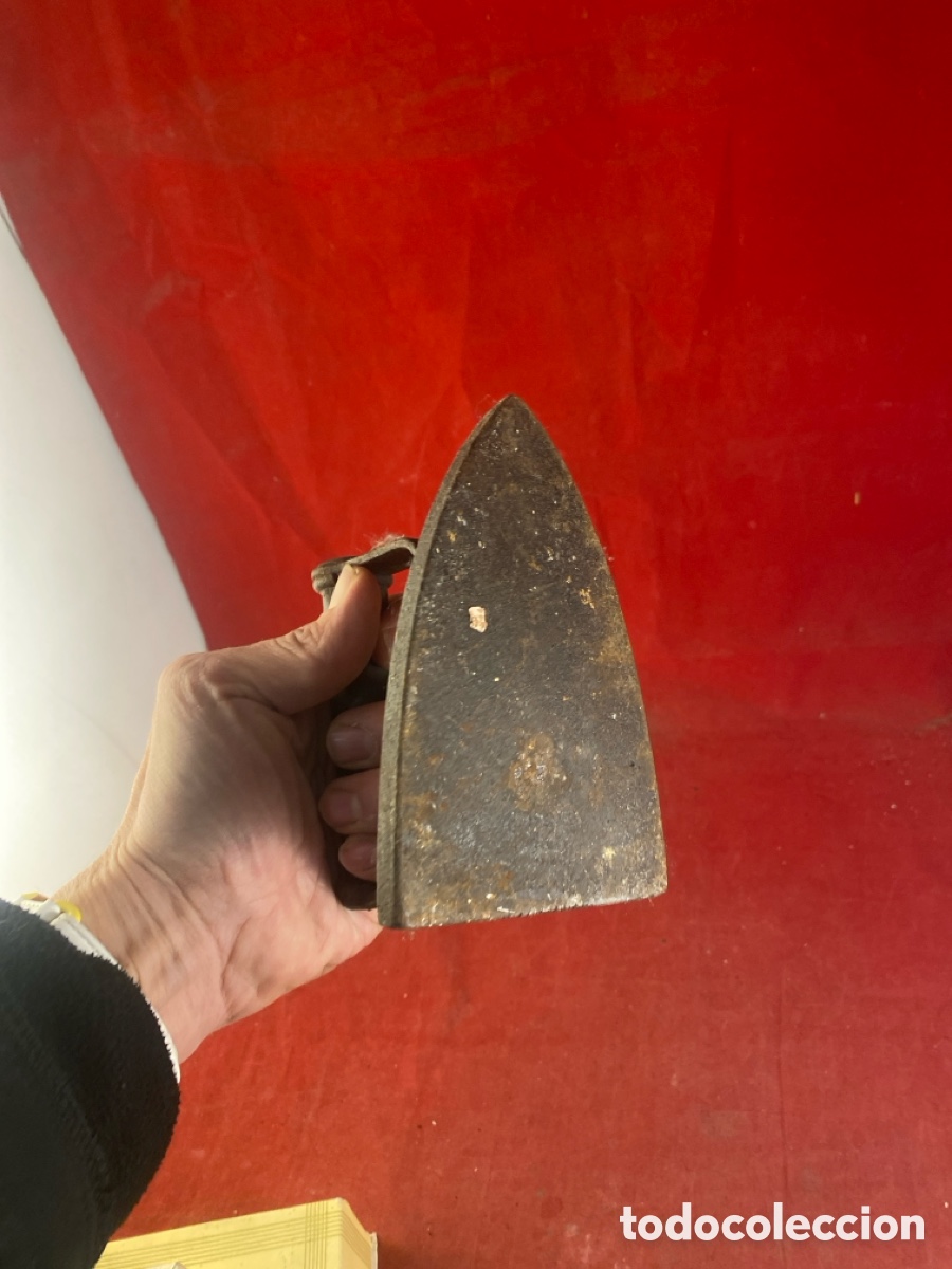 Antig&uuml;edades: ANTIGUA PLANCHA DE HIERRO - Foto 3