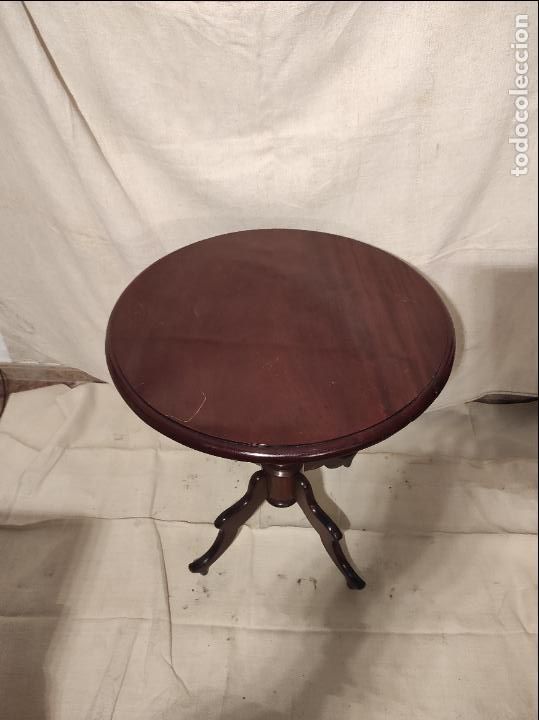 Antig&uuml;edades: mESA VELADO DE CAOBA - Foto 2