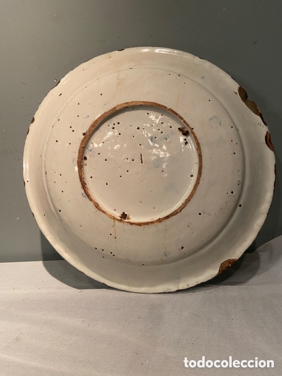 Antig&uuml;edades: Plato Talavera cervatillos - Foto 2