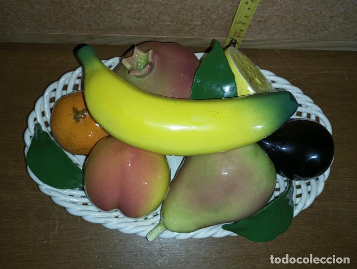 Antig&uuml;edades: Frutero centro de mesa en cer&aacute;mica de Manises - Foto 7