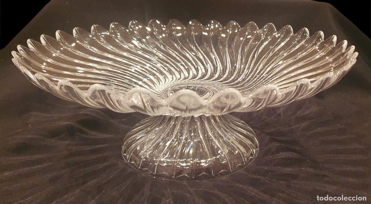 Antig&uuml;edades: Gran frutero cristal - Foto 1
