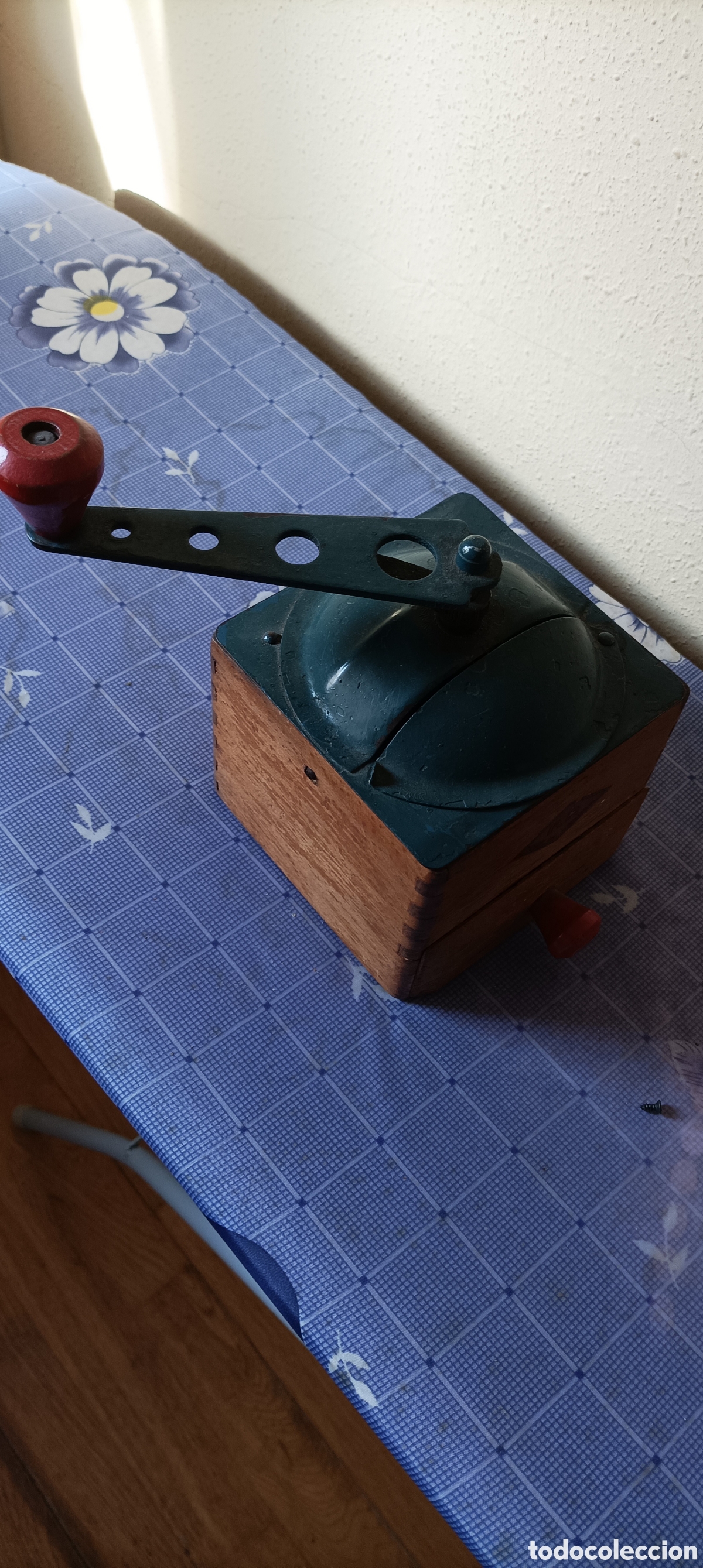 Oggetti Antichi: Molinillo de caf&eacute;