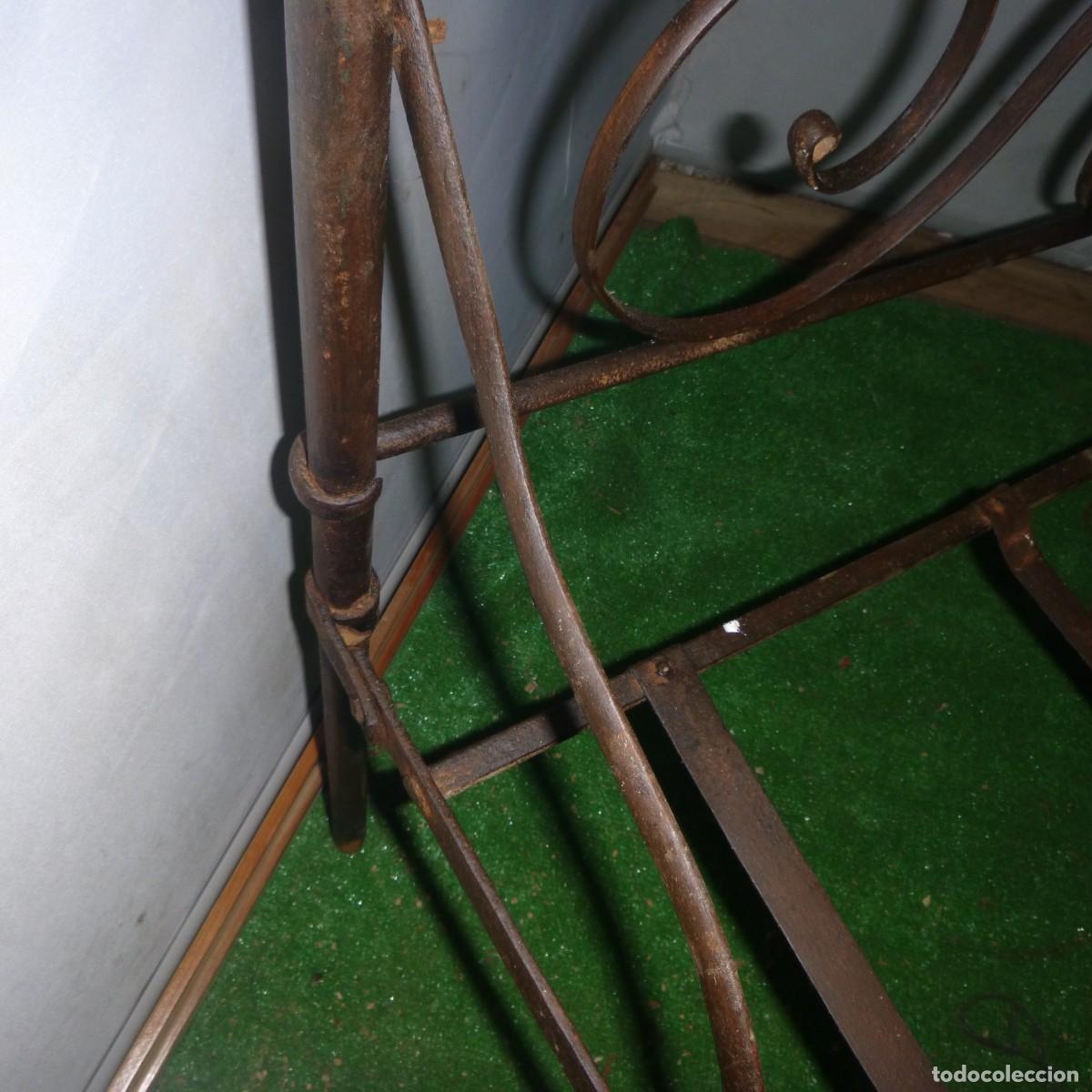 Antig&uuml;edades: ANTIGUA CAMA HIERRO FORJA - Foto 4