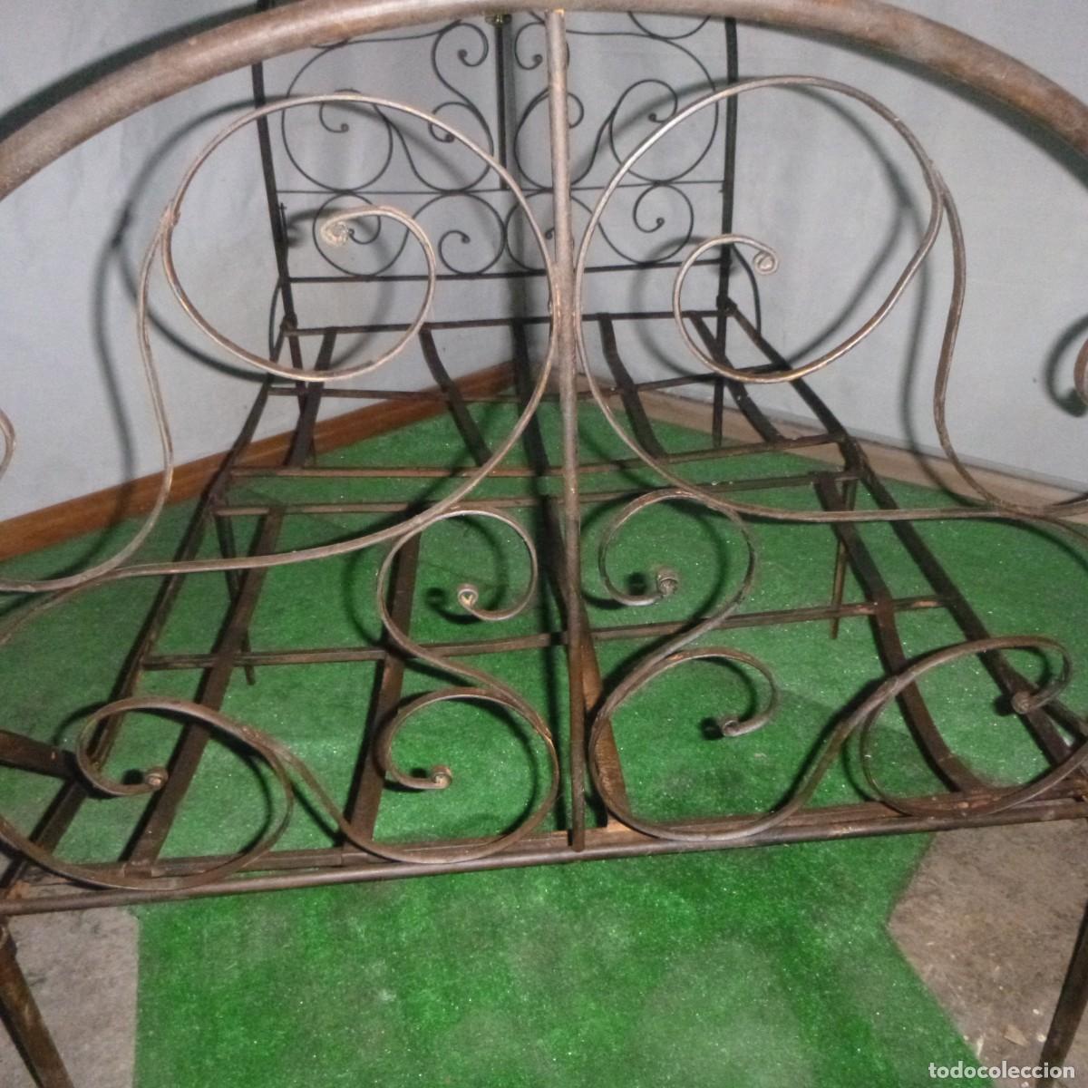 Antig&uuml;edades: ANTIGUA CAMA HIERRO FORJA - Foto 5