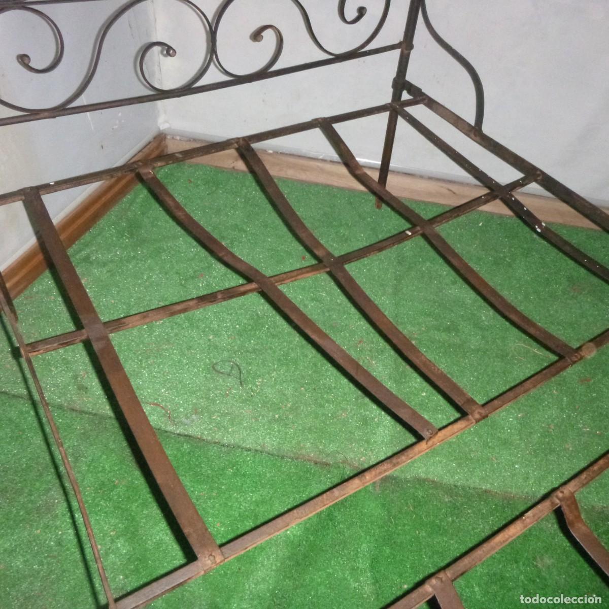 Antig&uuml;edades: ANTIGUA CAMA HIERRO FORJA - Foto 7