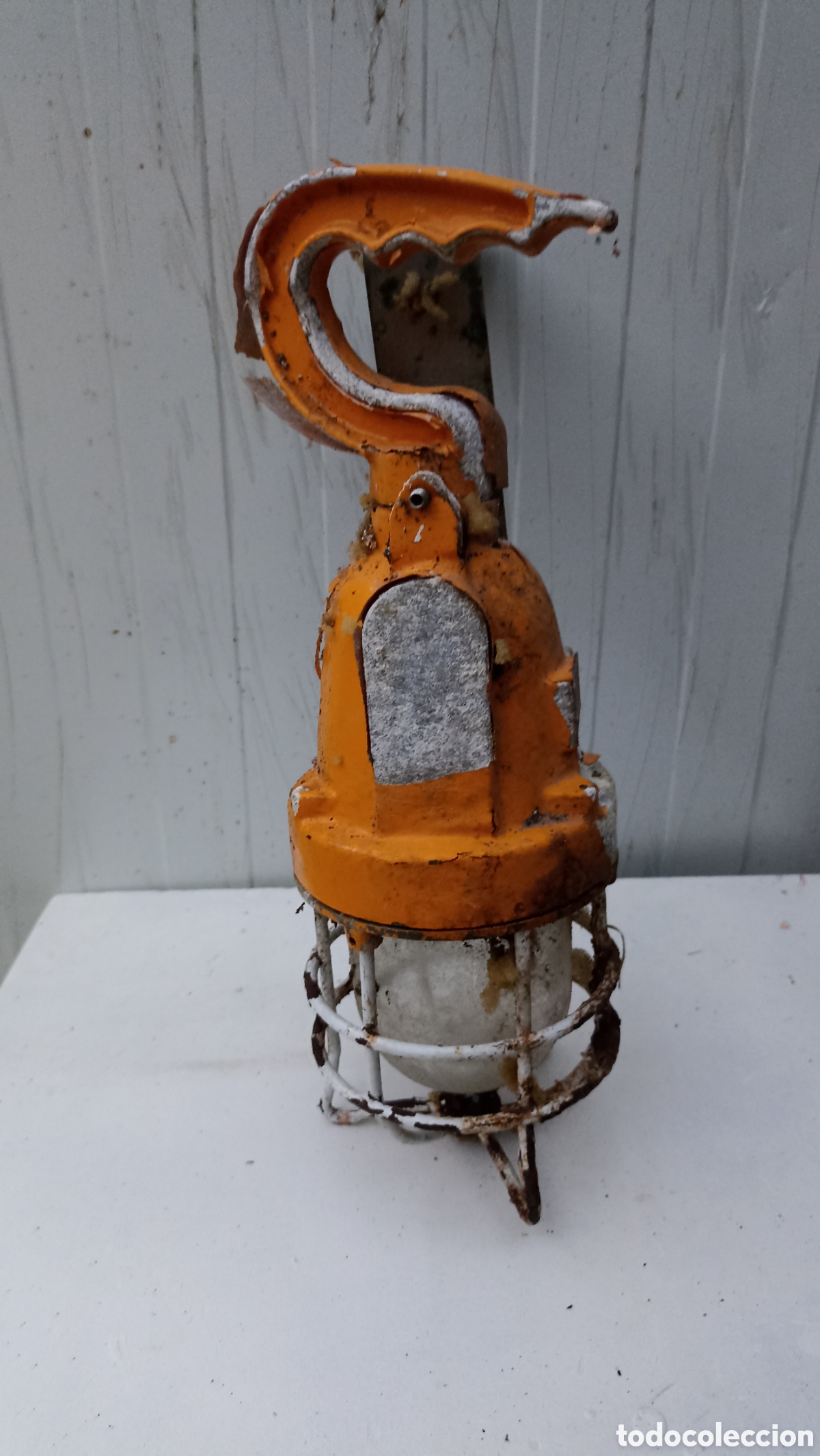 Antig&uuml;edades: Farol antideflagrante Ceag Nortem - Foto 1