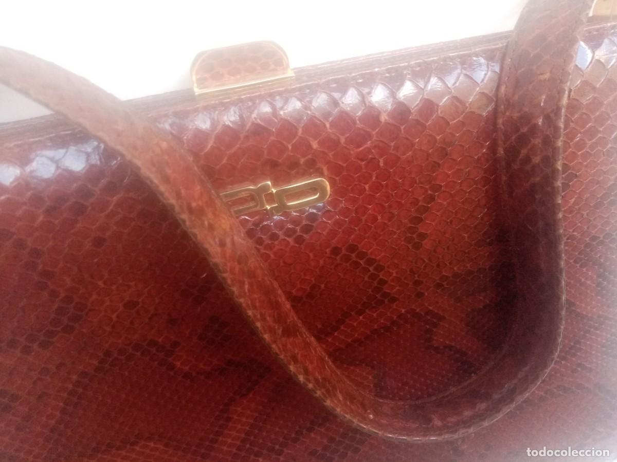 Antig&uuml;edades: bolso de reptil- - Foto 2