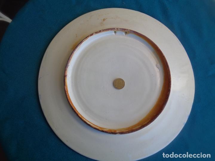 Antig&uuml;edades: GRAN PLATO CON ANGELOTES EN RELIEVE 35,5 CM. - Foto 3