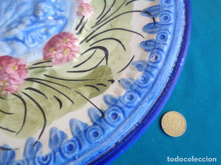 Antig&uuml;edades: GRAN PLATO CON ANGELOTES EN RELIEVE 35,5 CM. - Foto 4