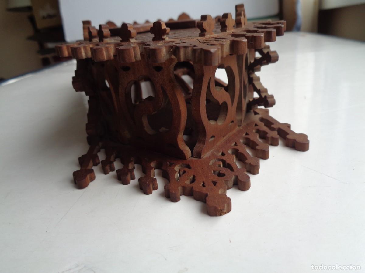 Antig&uuml;edades: ANTIGUA HORNACINA DE MADERA CALADA - Foto 10