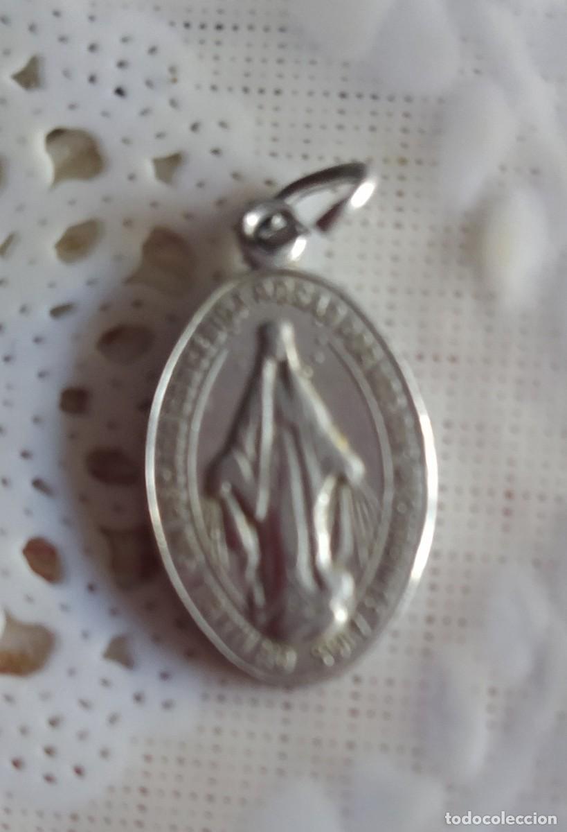 Antig&uuml;edades: Medalla Virgen la milagrosa - Foto 2