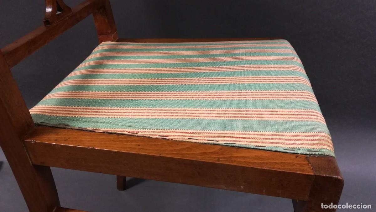 Antig&uuml;edades: SILLA DE ROBLE Y TAPIZADO A RAYAS - Foto 8