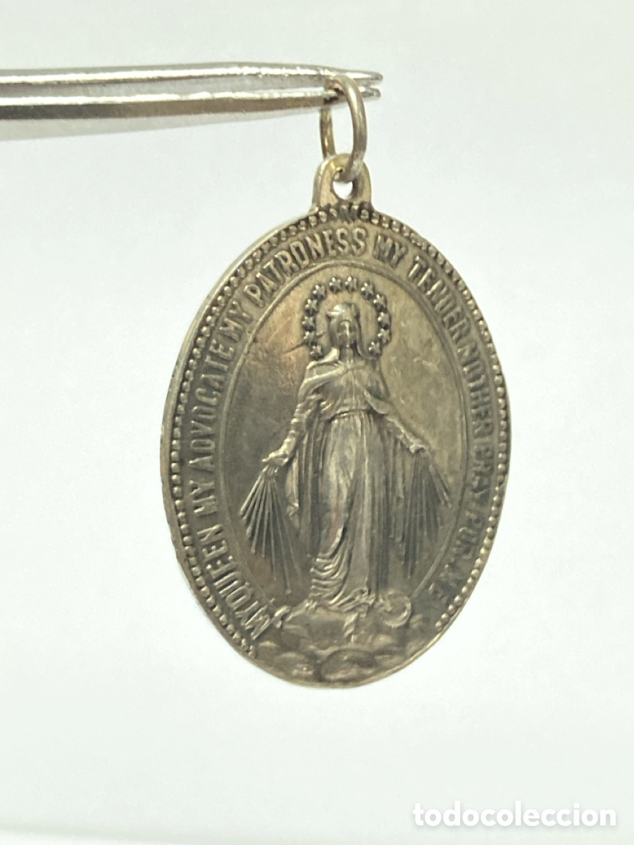 Antig&uuml;edades: Medalla de plata /C106 - Foto 4