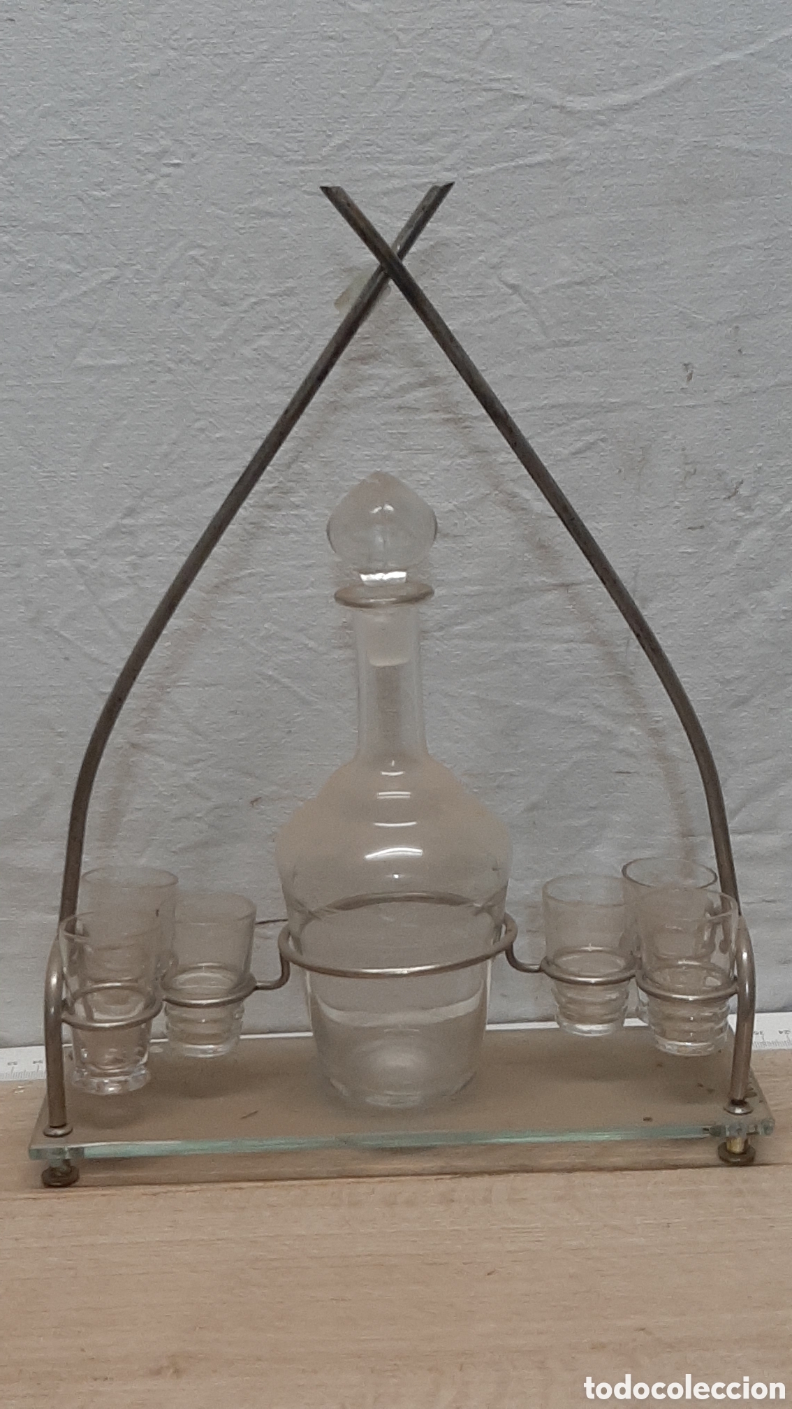 Antig&uuml;edades: JUEGO LICORERA Y VASOS CHUPITO - Foto 1