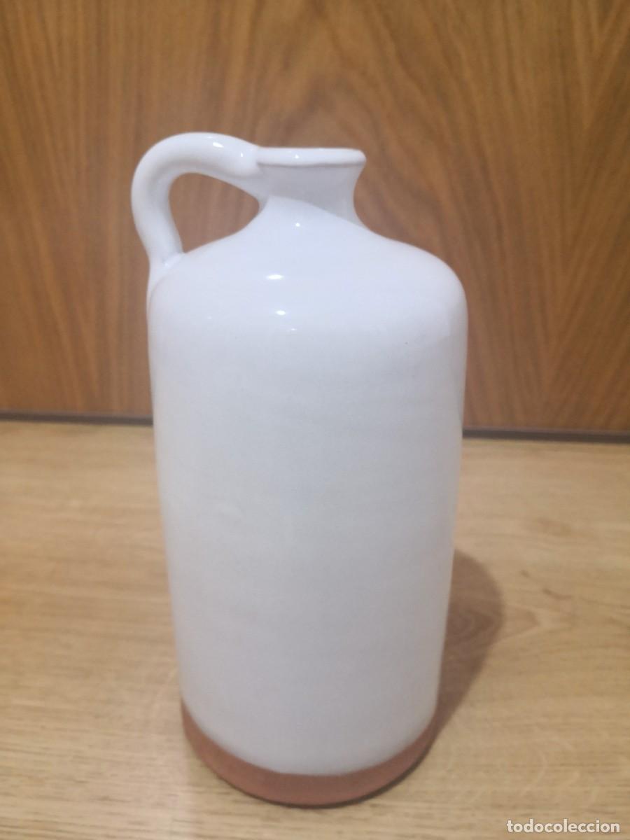 Antig&uuml;edades: BOTELLA CER&Aacute;MICA VASCA FIRMADA - Foto 1